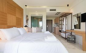 Thetis Boutique Apartments